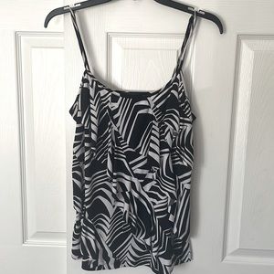 AB Studio adjustable Tank, size large